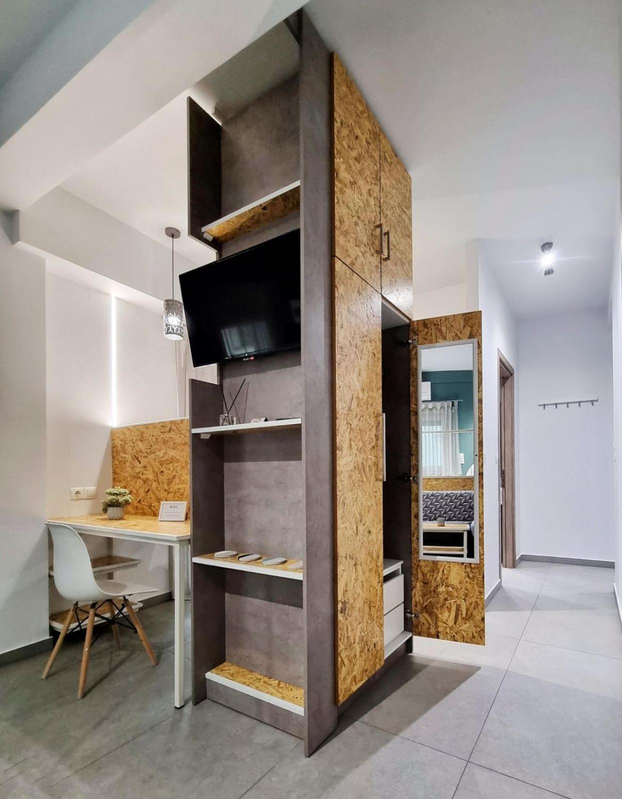 Апартаменты Central Luxury Studio Янина Экстерьер фото